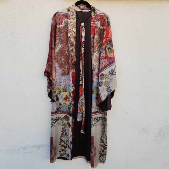 ZARA Patchwork Printed Kimono BLOGGERS FAV - Picture 3 of 10